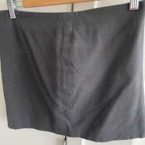 Women's Black Mini Skirt Wool blend (Size 2)